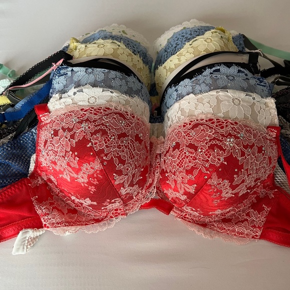 Victoria's Secret Other - Victoria’s Secret SET OF 8 Bras 32DDD